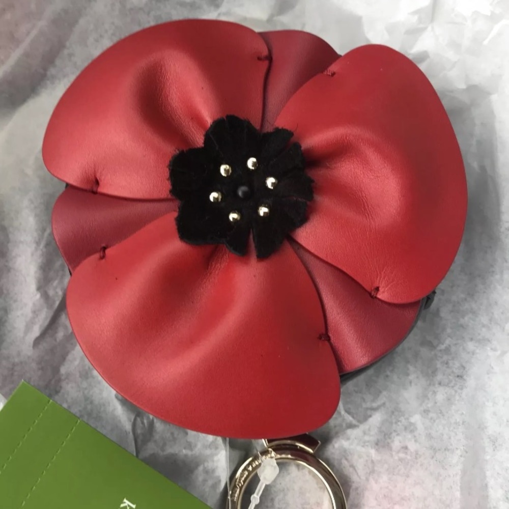 SOLD/Authentic Kate Spade OohLa-La Flower coin/Key - Picture 9 of 14